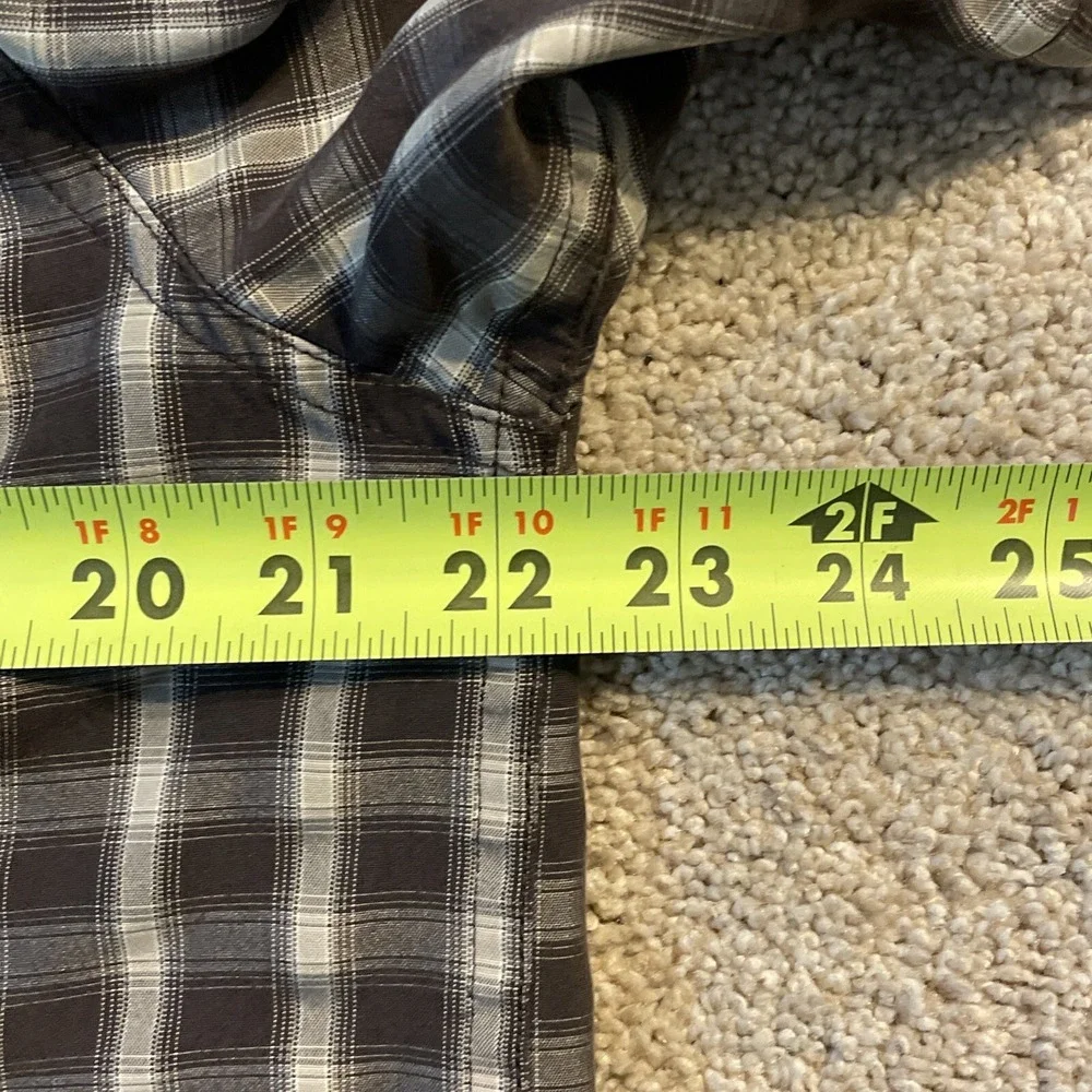 The North Face Button Shirt Mens L Short Sleeve‎  Brown Hiking Outdoor Camp